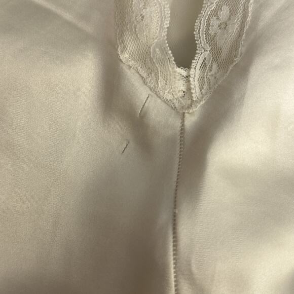 Vintage Warner's Half Slip Skirt Satin Ivory Size Medium Double Slit 55315 USA - Picture 6 of 9